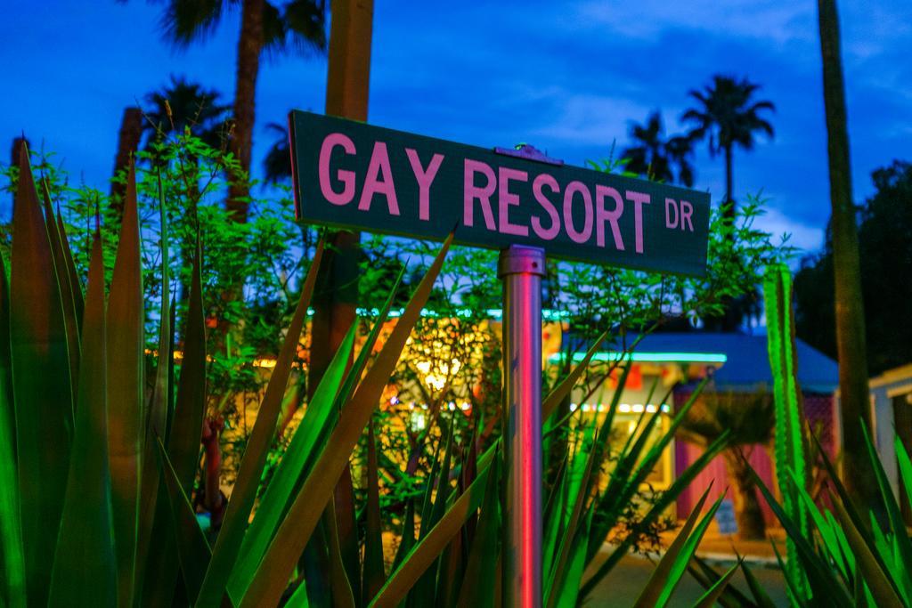 Ccbc Resort Hotel - A Gay Men'S Resort คาธีดรัลซิตี ภายนอก รูปภาพ